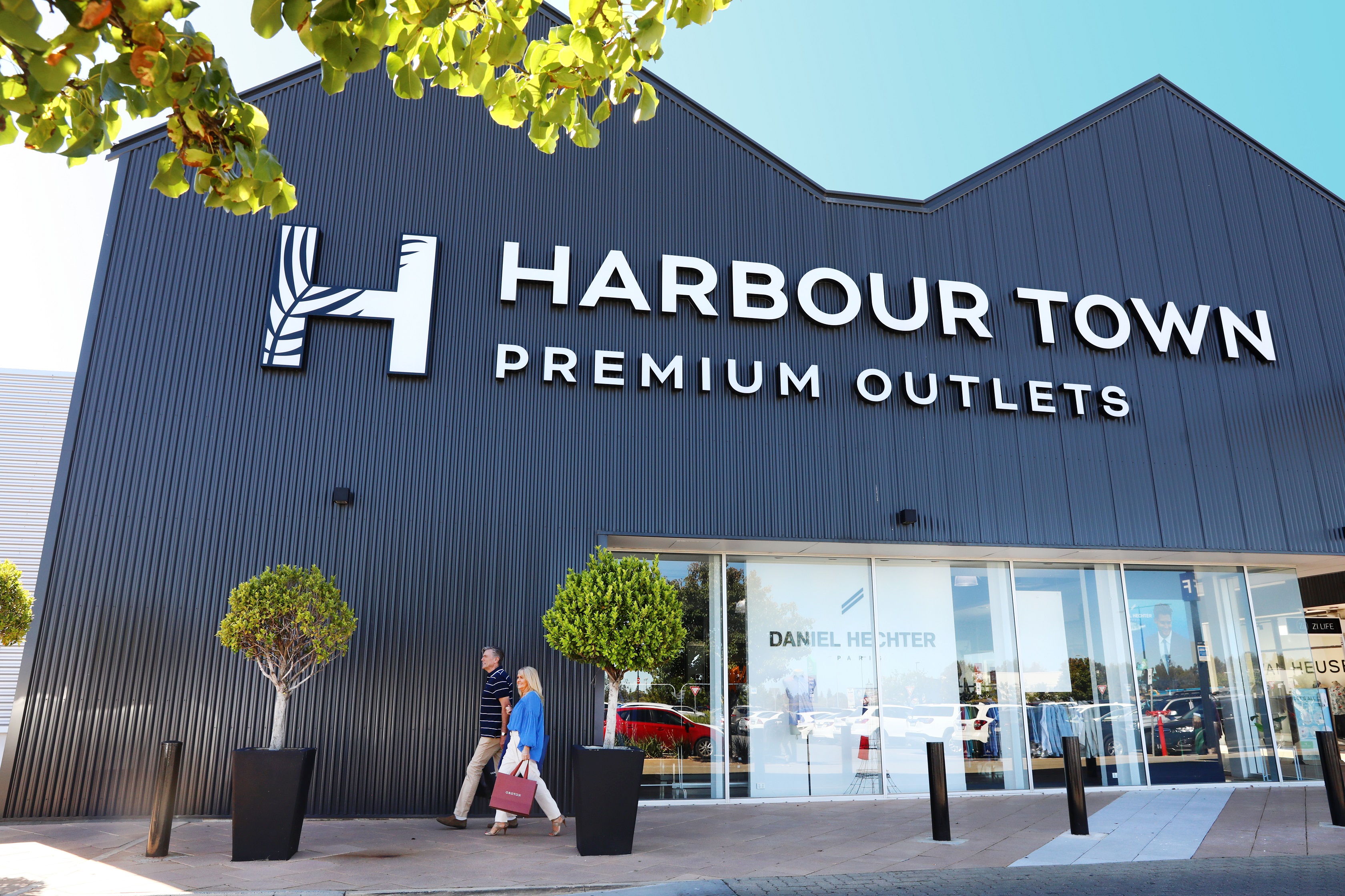 Harbour Town Adelaide • Tommy Hilfiger Outlet